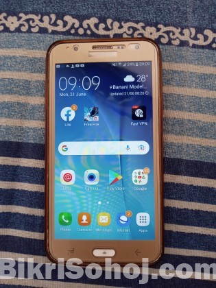 Samsung Galaxy j7